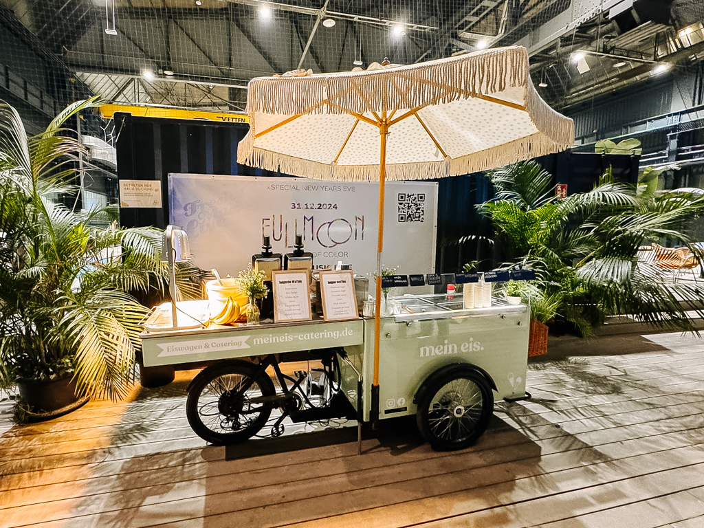 Eisfahrrad buchen Rosalie mein eis mobile Eistheke catering bonn koeln duesseldorf